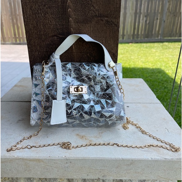 NWOT Transparent PVC Jelly Crossbody Girl Purse - Picture 2 of 8